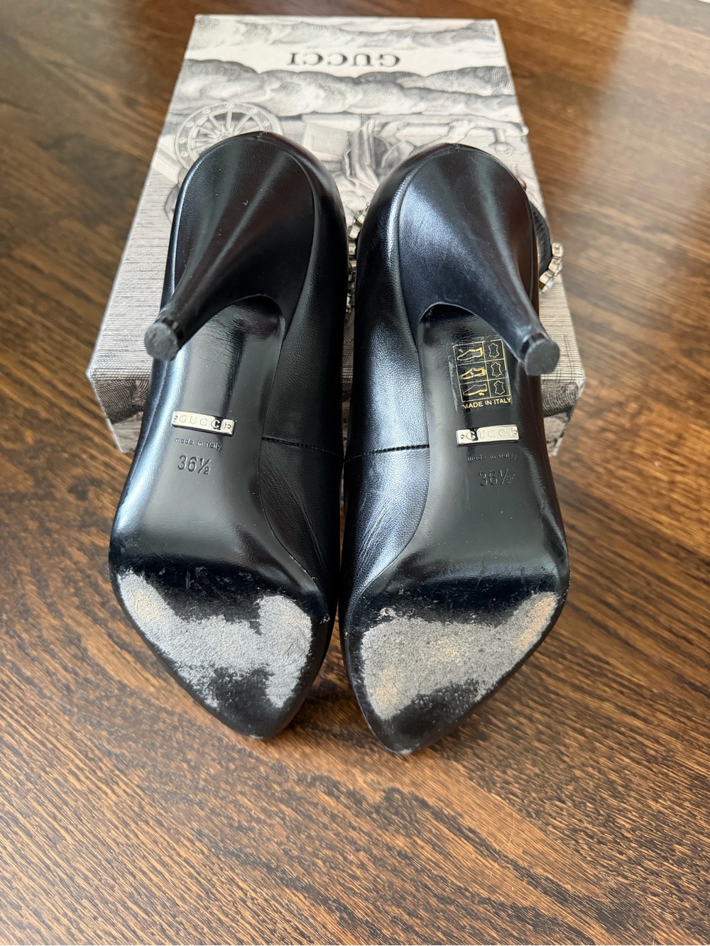 Gucci Black Leather Pointed Pumps with Crystal Ankle Straps - Picture 4 of 5